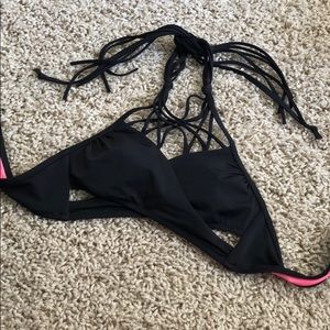 Pink by Victoria’s Secret black wrap bikini top.